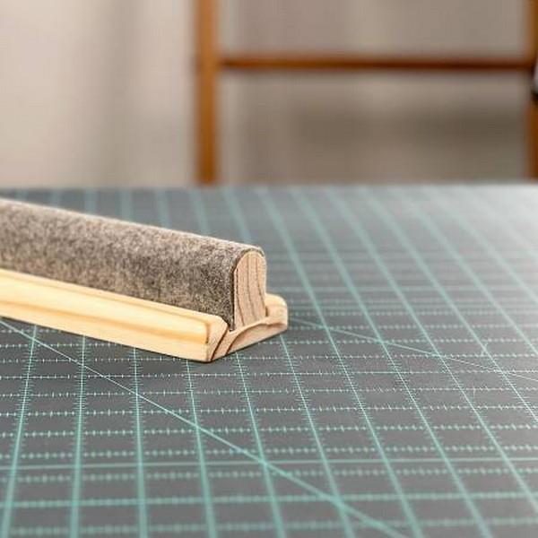 Pressing Bar with Clapper