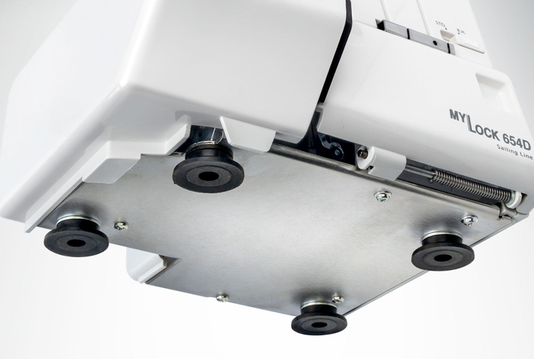 Janome 654D