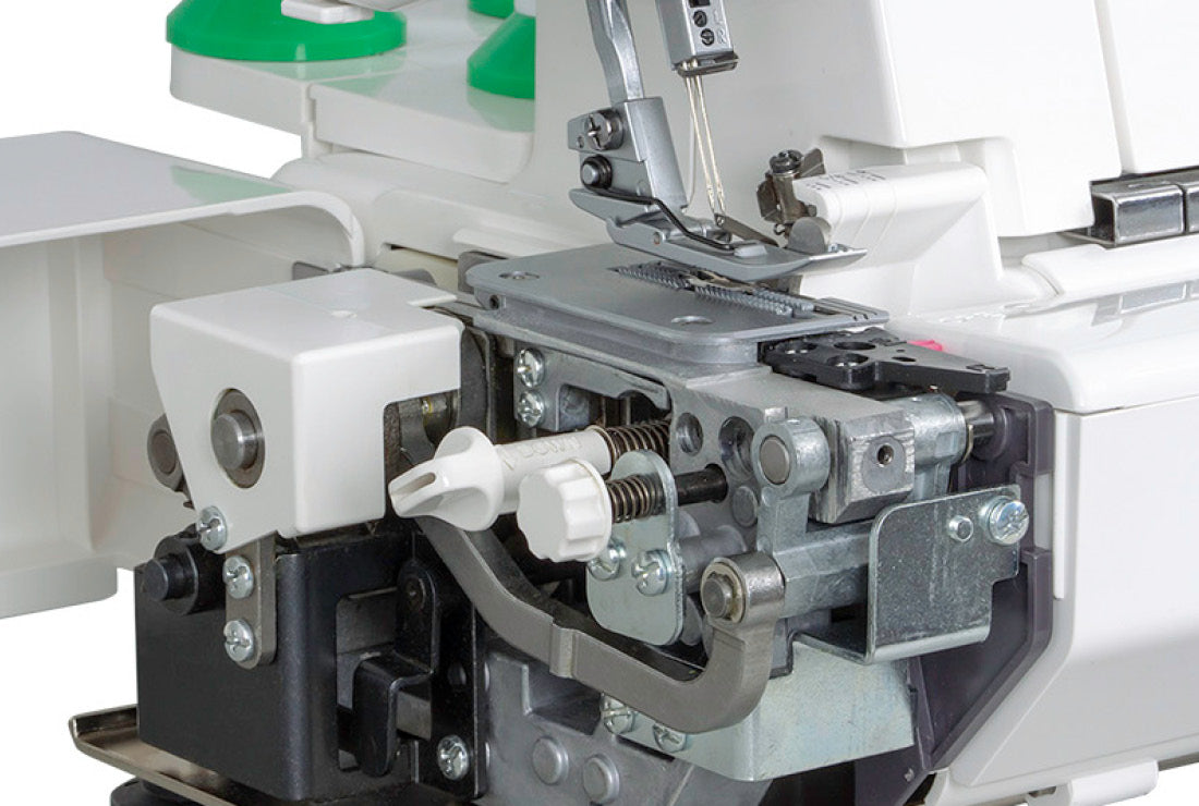 Janome 654D