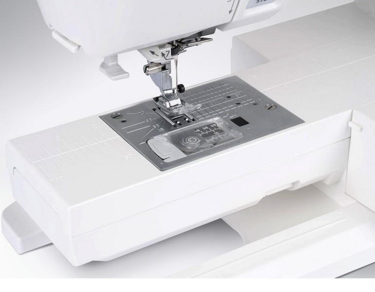 Janome Skyline S3 Anniversary Edition