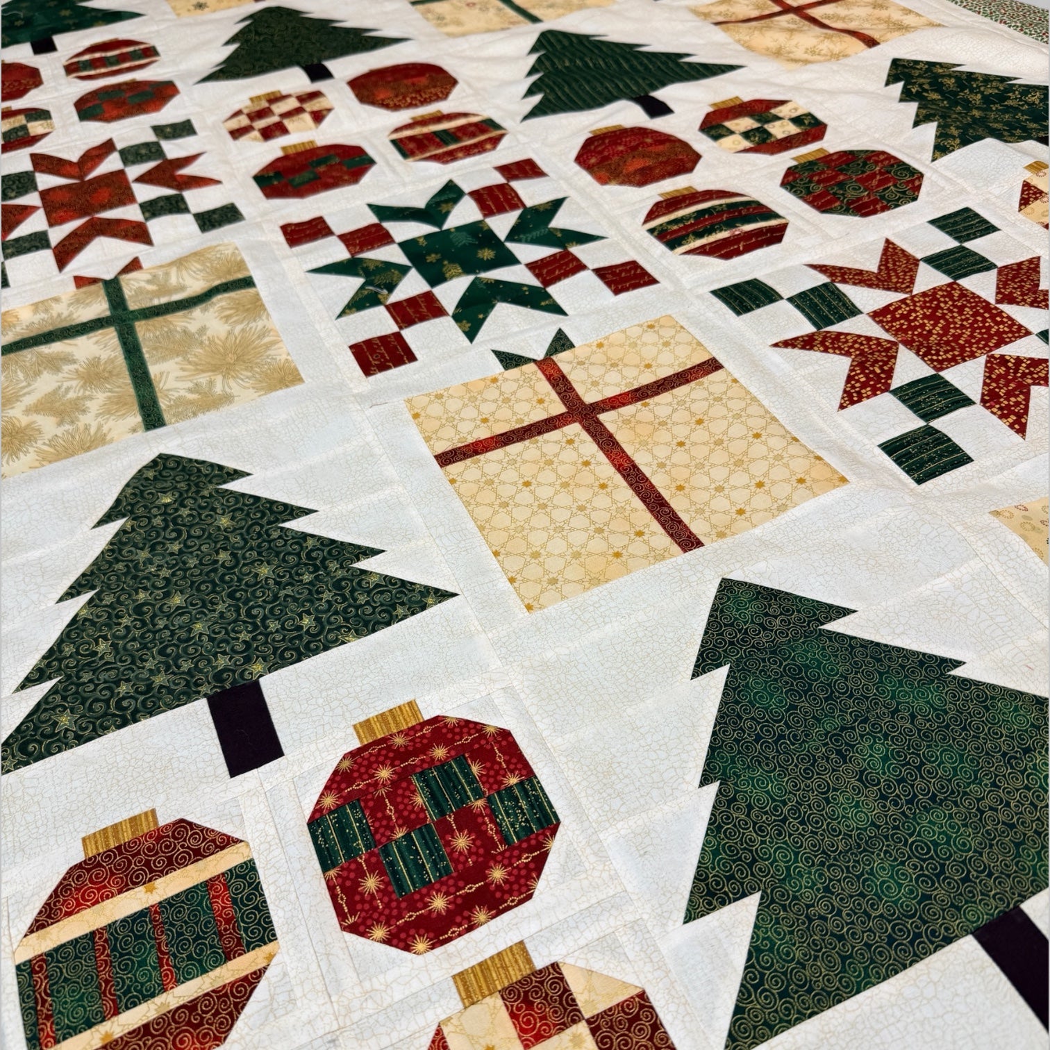 Holiday Keepsakes Quilt Workshop - Spring 2026