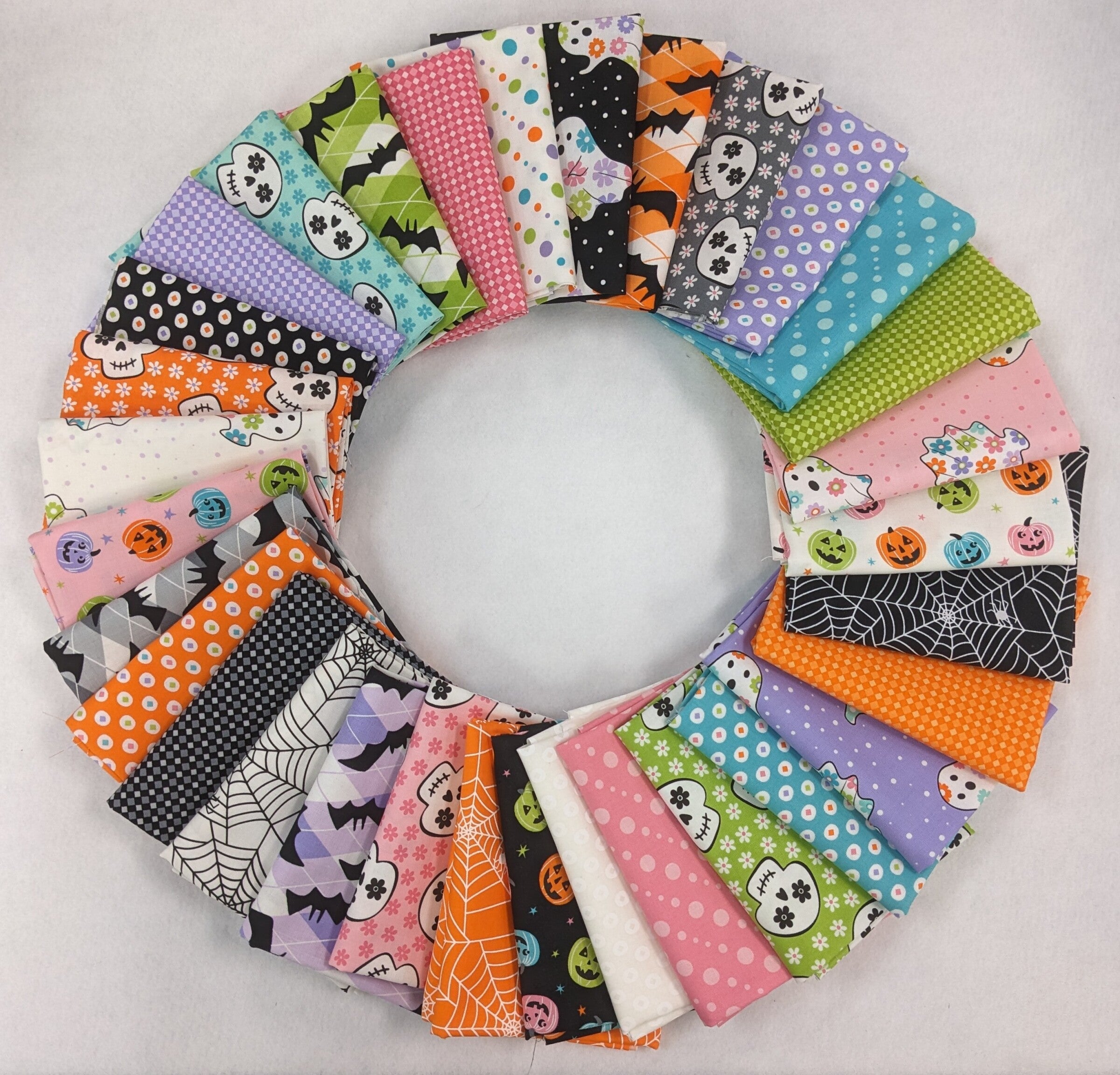 Fab-Boo-Lous! 32 Pc. Fat Quarter Bundle