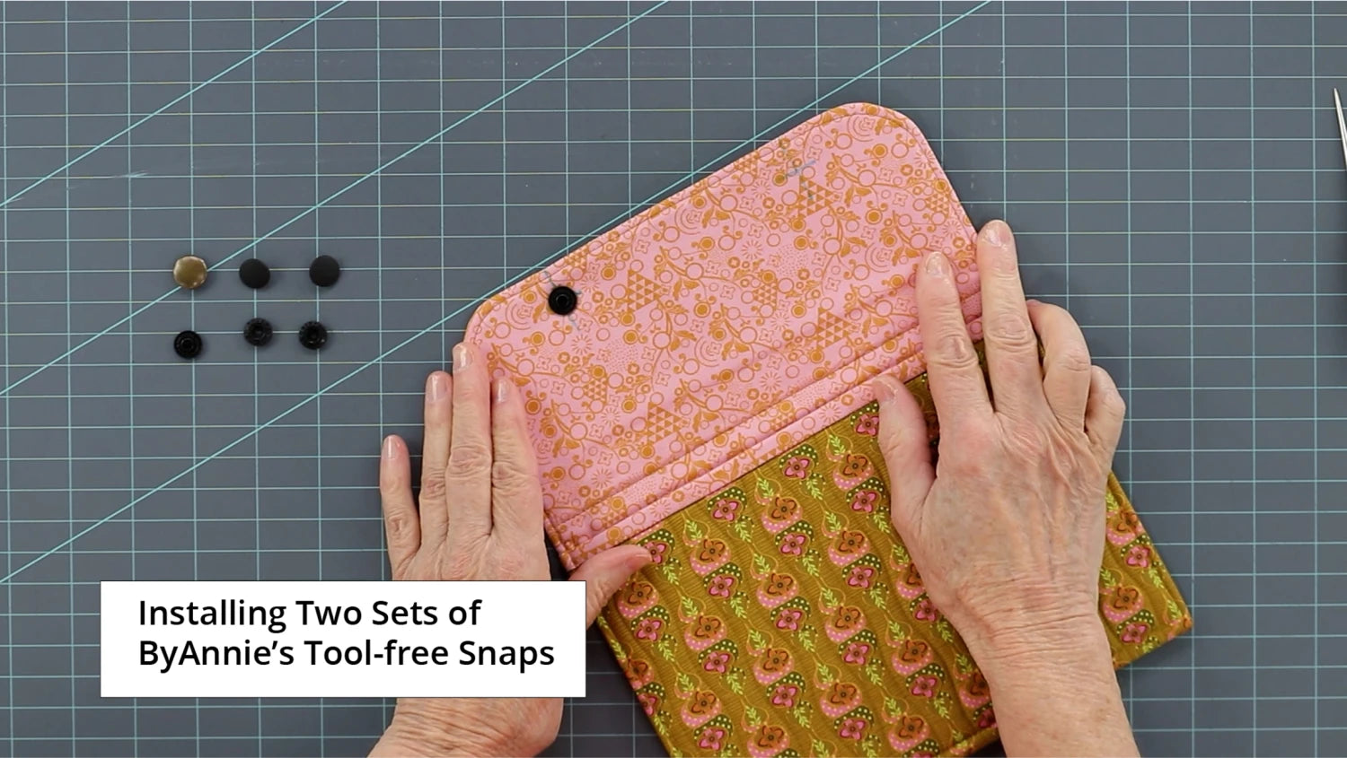 Tool-Free Snaps