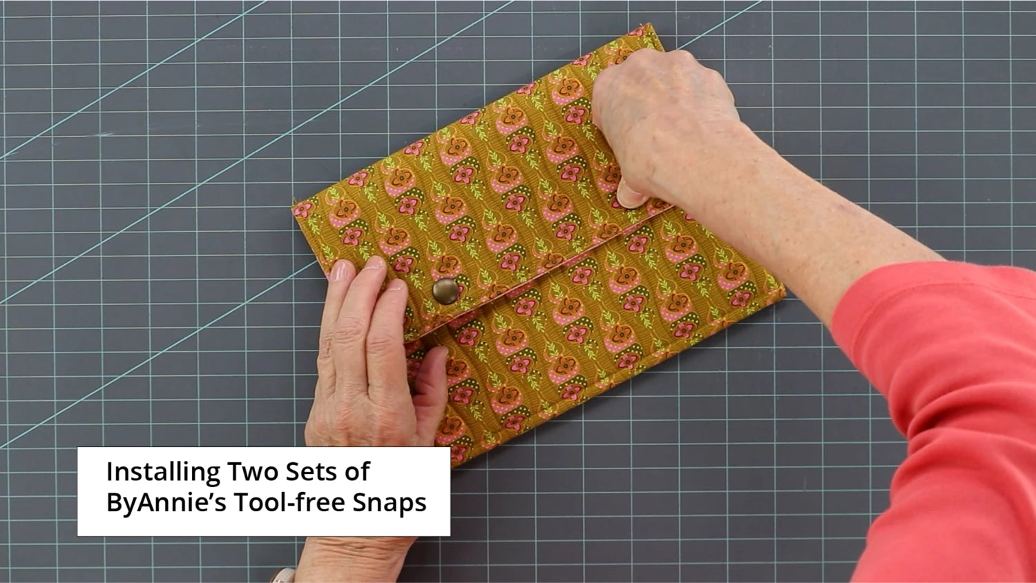 Tool-Free Snaps