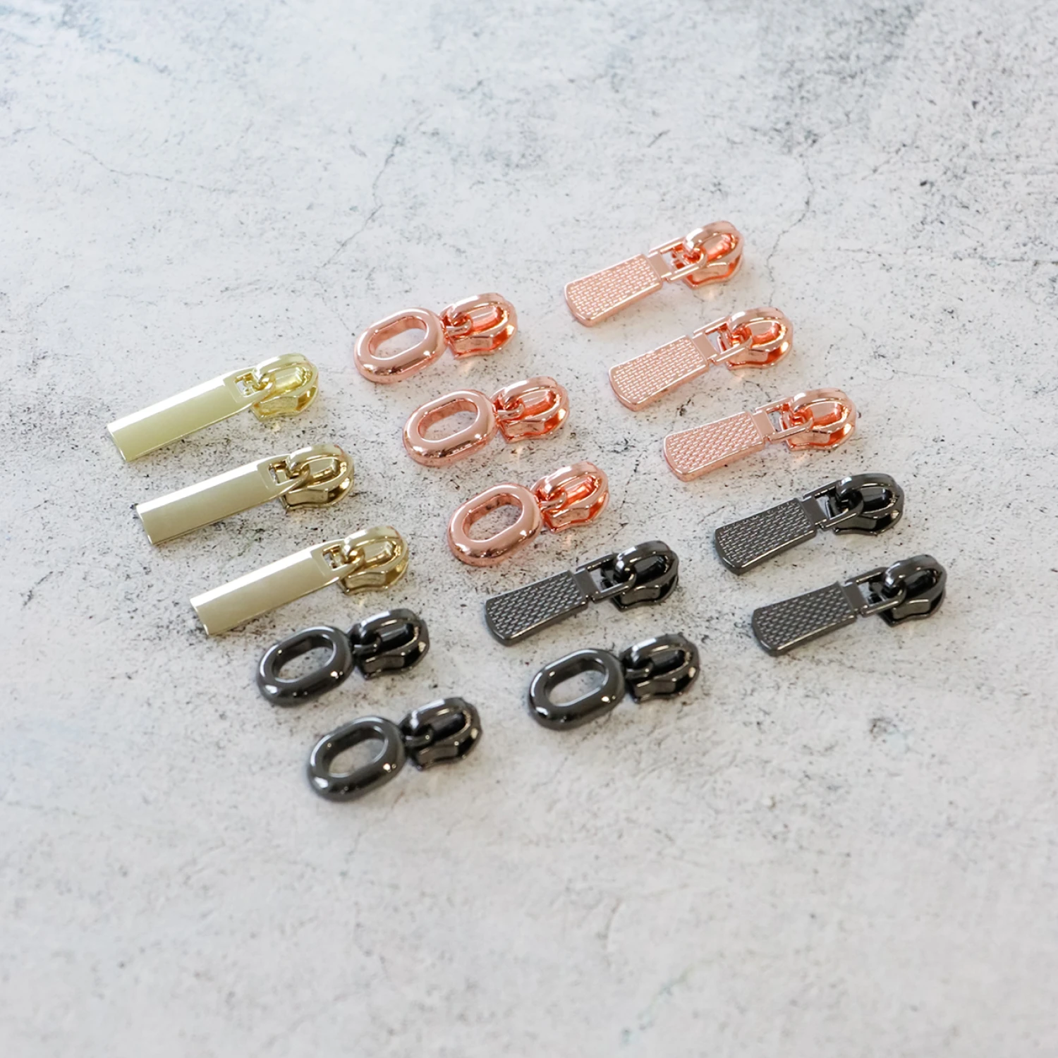 Sallie Tomato Cosmos Zipper Bundle