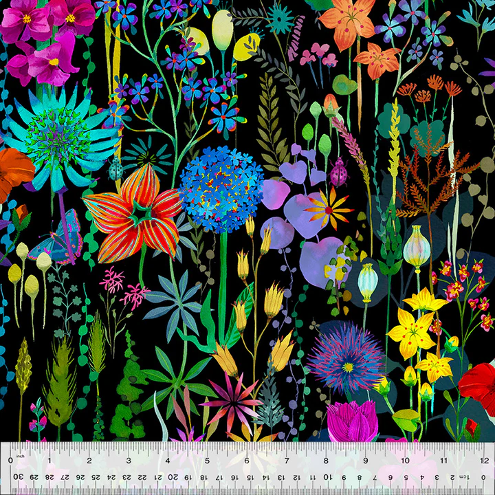 Gardenia Flora - Black - Fat Quarter