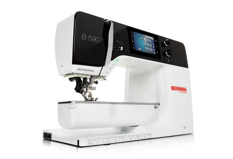 Bernina 590 QE - FREE GIFTS WITH PURCHASE