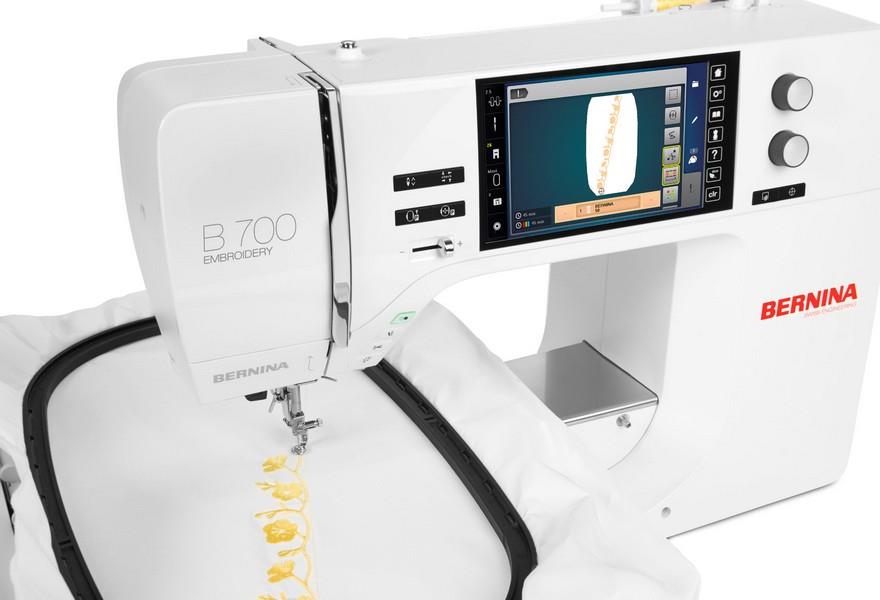 Bernina 700 E