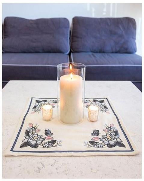 Floral Corners by Anita Goodesign at The Quilt Store