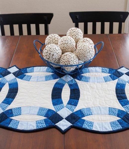 Accuquilt Double Wedding Ring Block on Board Die