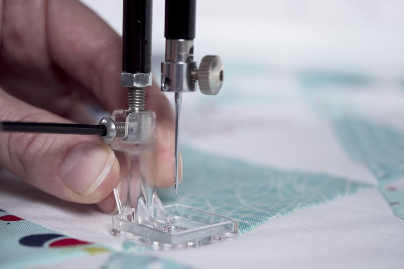 Handi Quilter Square Feet Set available in Canada at The Quilt Store