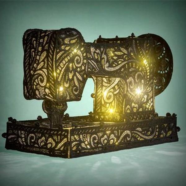 OESD Freestanding Vintage Sewing Machine