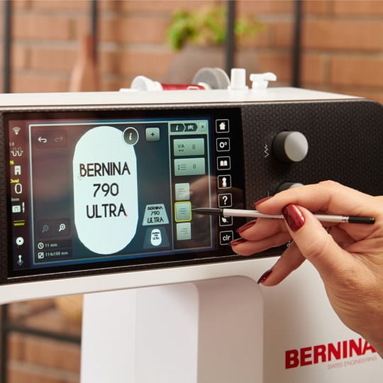 BERNINA B790 Ultra