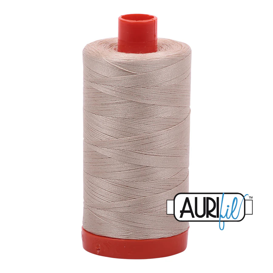 Aurifil 2312 - Ermine 50wt