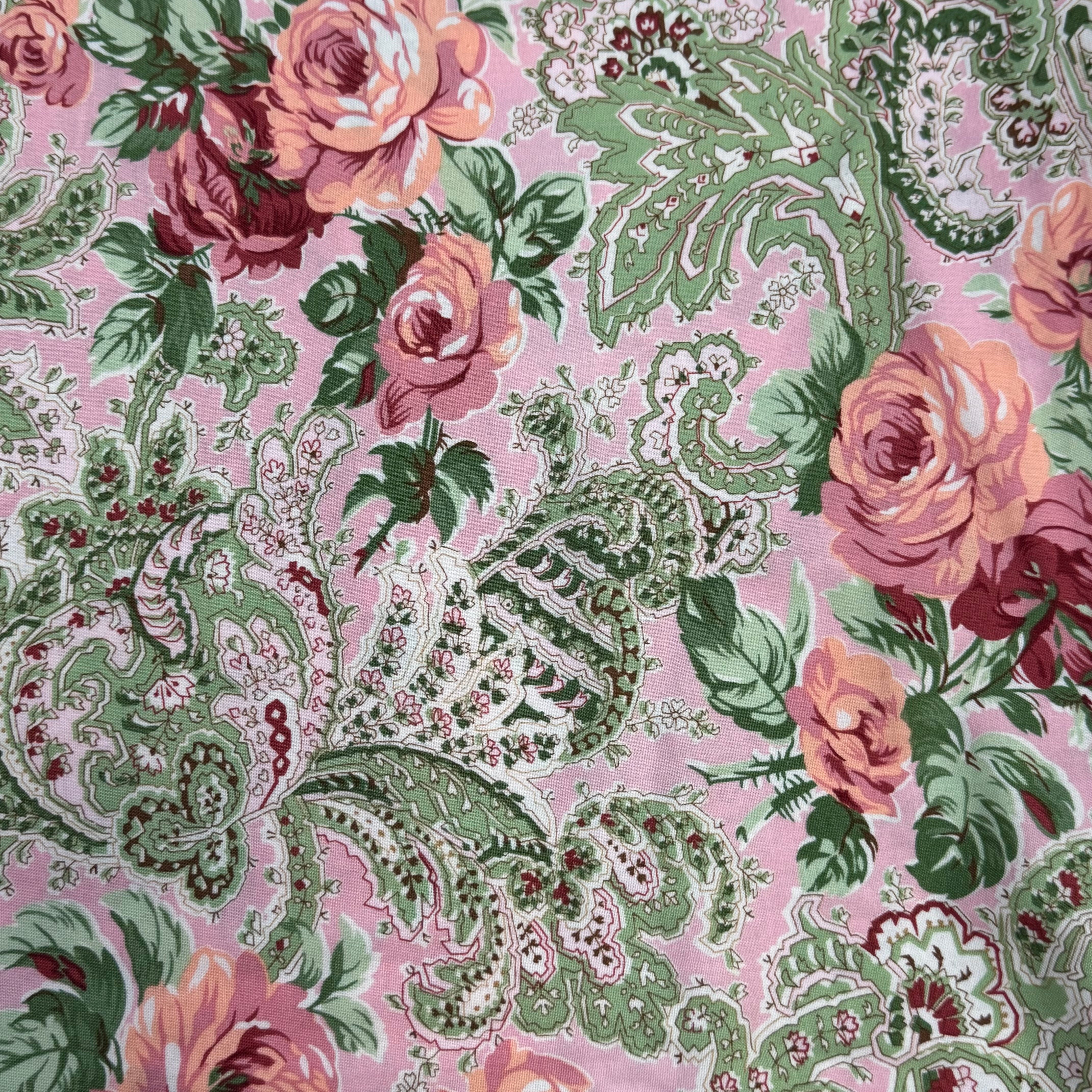 Autumn Grace Rose Paisley