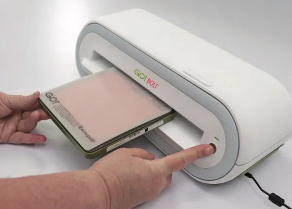 Accuquilt GO! BOLT Starter Set