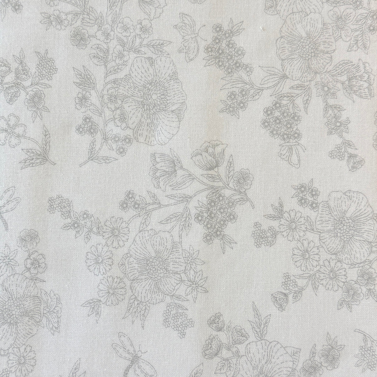 Cream and Sugar - Grey Detailed Floral