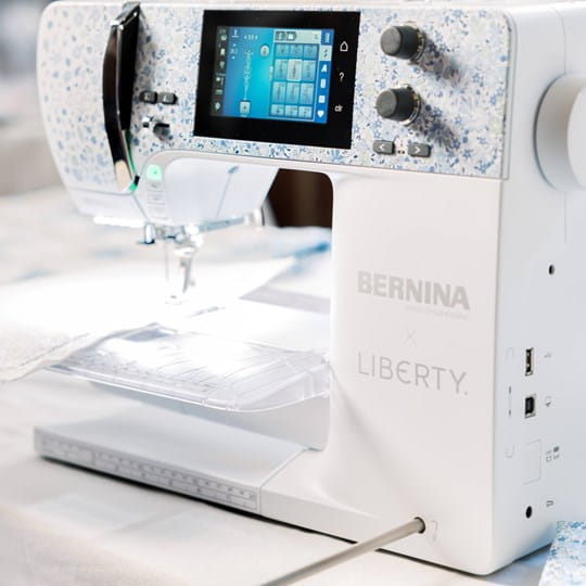 BERNINA B495 Liberty Edition