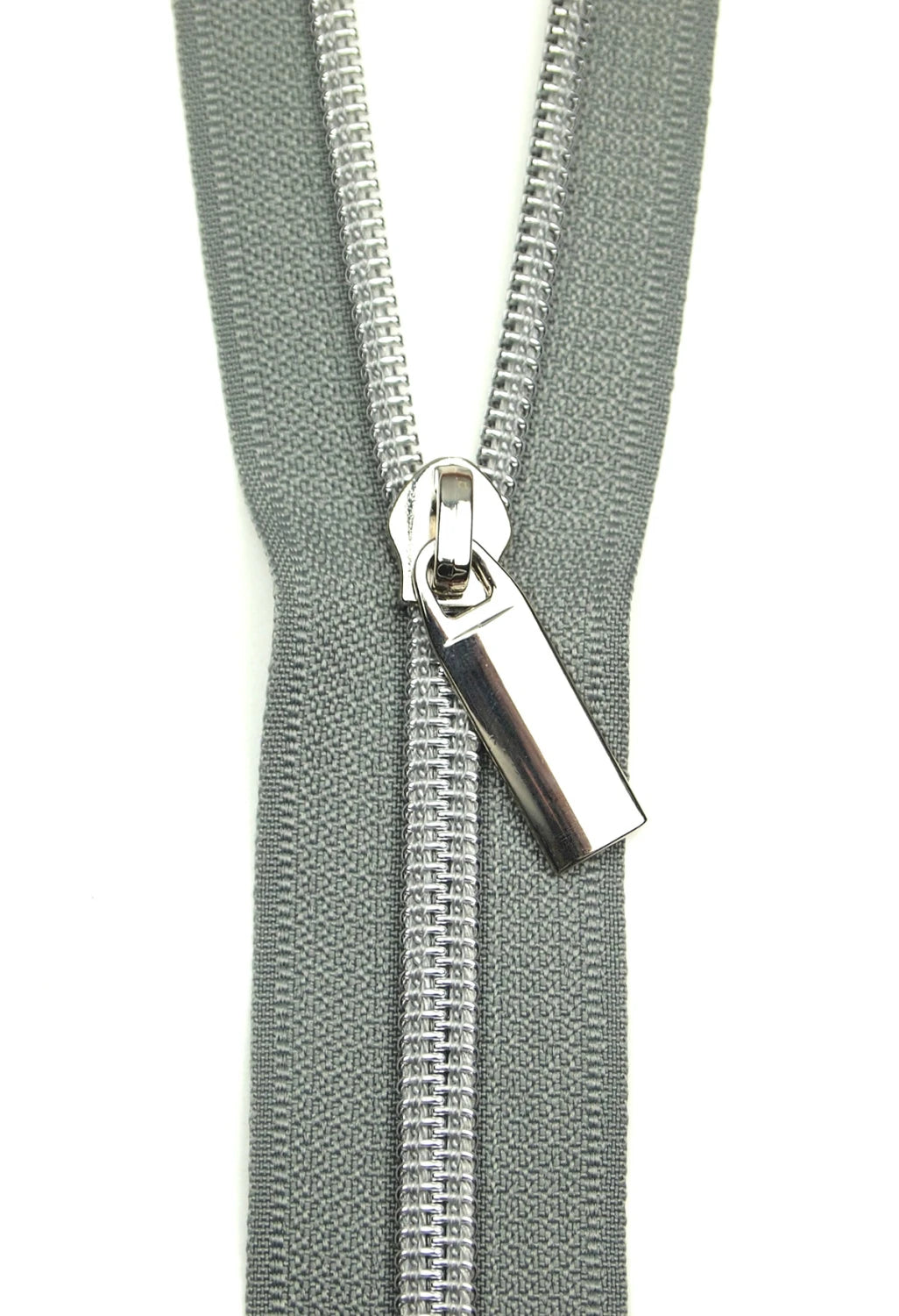 Sallie Tomato Nylon Zipper 3 yards No 5