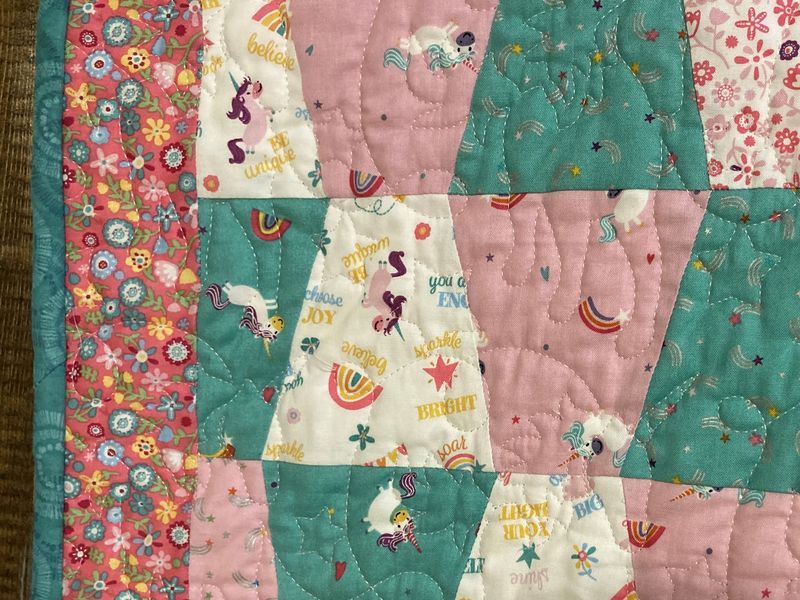Unicorn Kingdom Tumbler Crib Quilt Kit