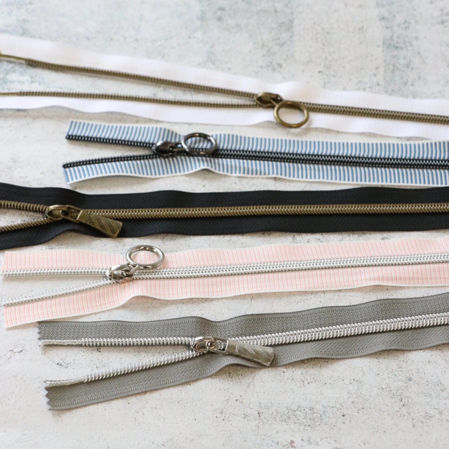 Sallie Tomato Elevated Everyday Zipper Bundle