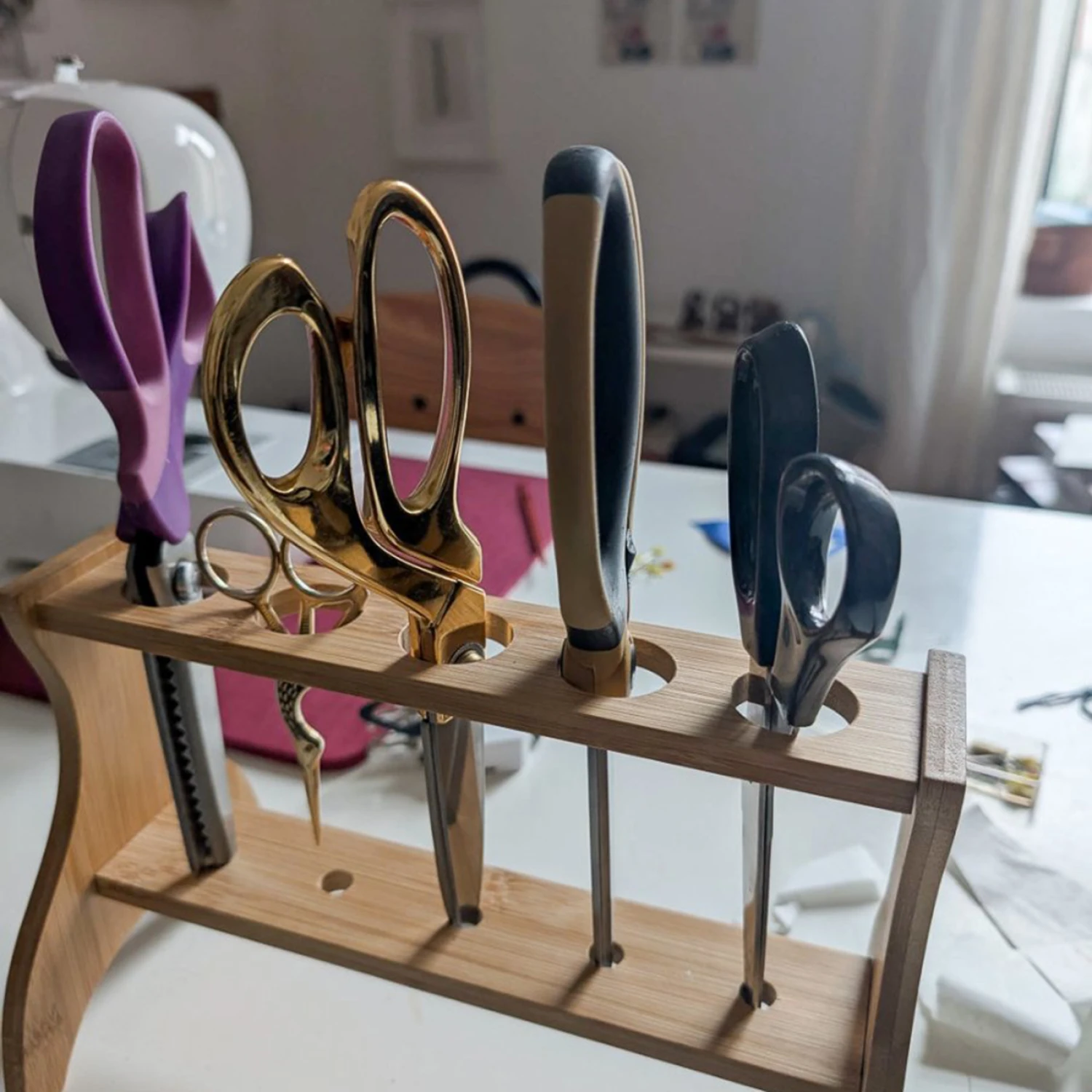Madam Sew Scissor Stand