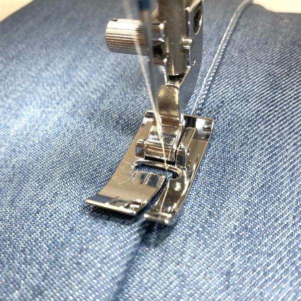 Janome Bi-Level Foot 7mm