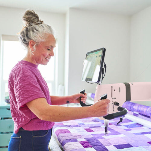 Handi Quilter Amara 20" with ProStitcher Limited Edition Totally Eighties Pink