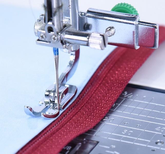 Janome Adjustable Zipper Foot for HD-9