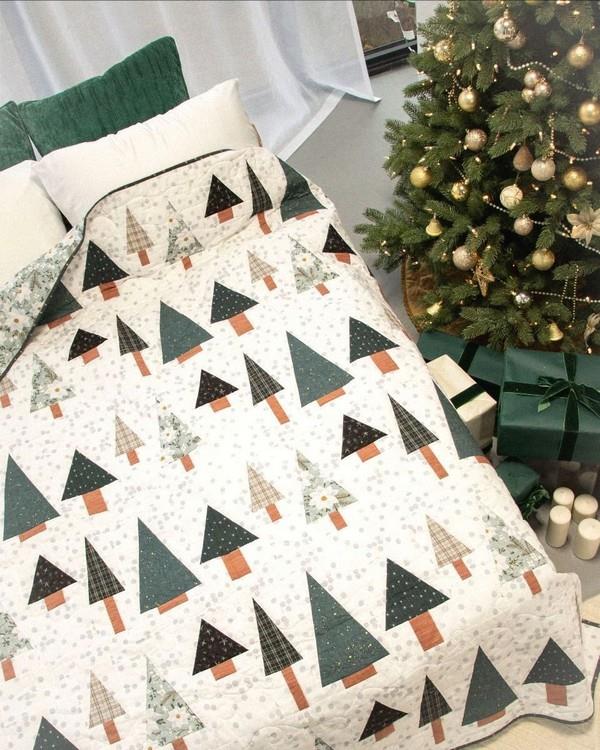 Holiday Hills - Winter Dreams Throw Quilt Kit