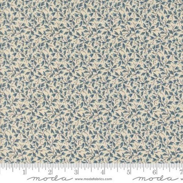 Sacre Blue Fat Quarter Bundle