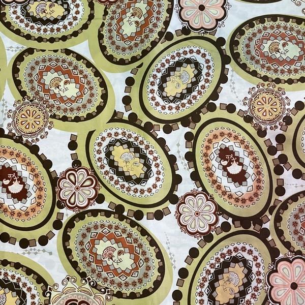 Gipsy Glitter Cream/ Brown/ Gold/ Red Fat Quarter