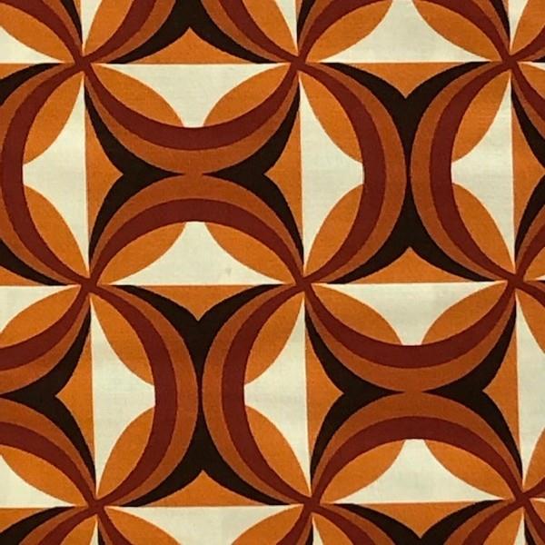 Ecco  by BenartexCream/ Orange/ Rust/ Brown Motif Fat Quarter