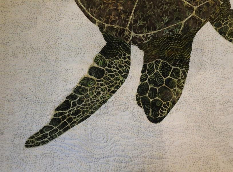 Bashful Honu Pattern by Sue Sherman available in Canada at The Quilt Store