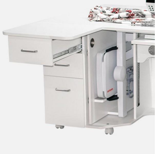 Bernina Luxe Sewing Suite by Horn