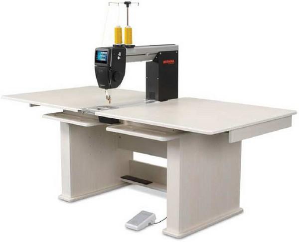 Bernina Q16 with Koala Cabinet